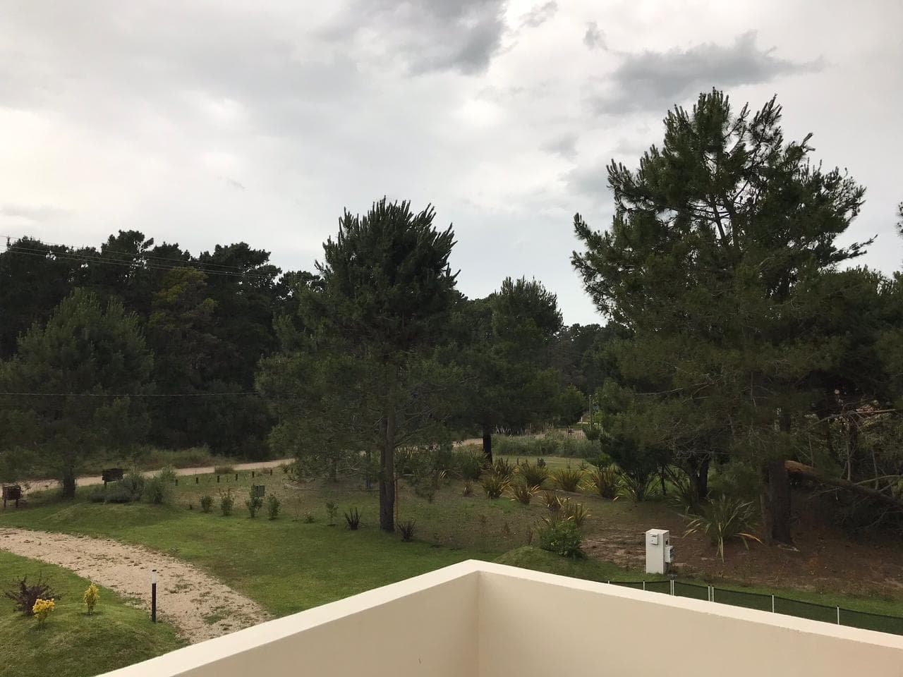 Modern 5-room house on a great lot