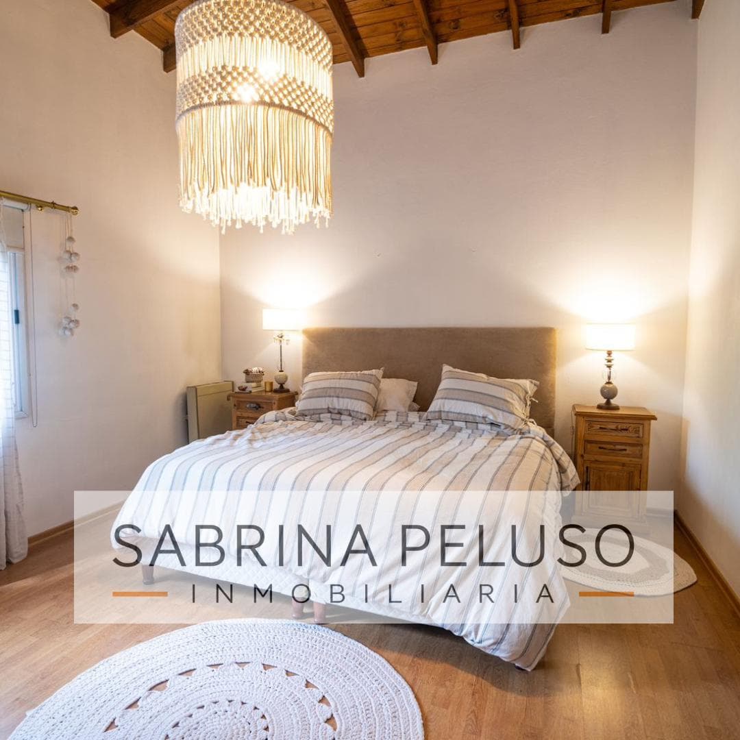 HOUSE FOR SALE IN THE EL CASCO MORENO NEIGHBORHOOD
