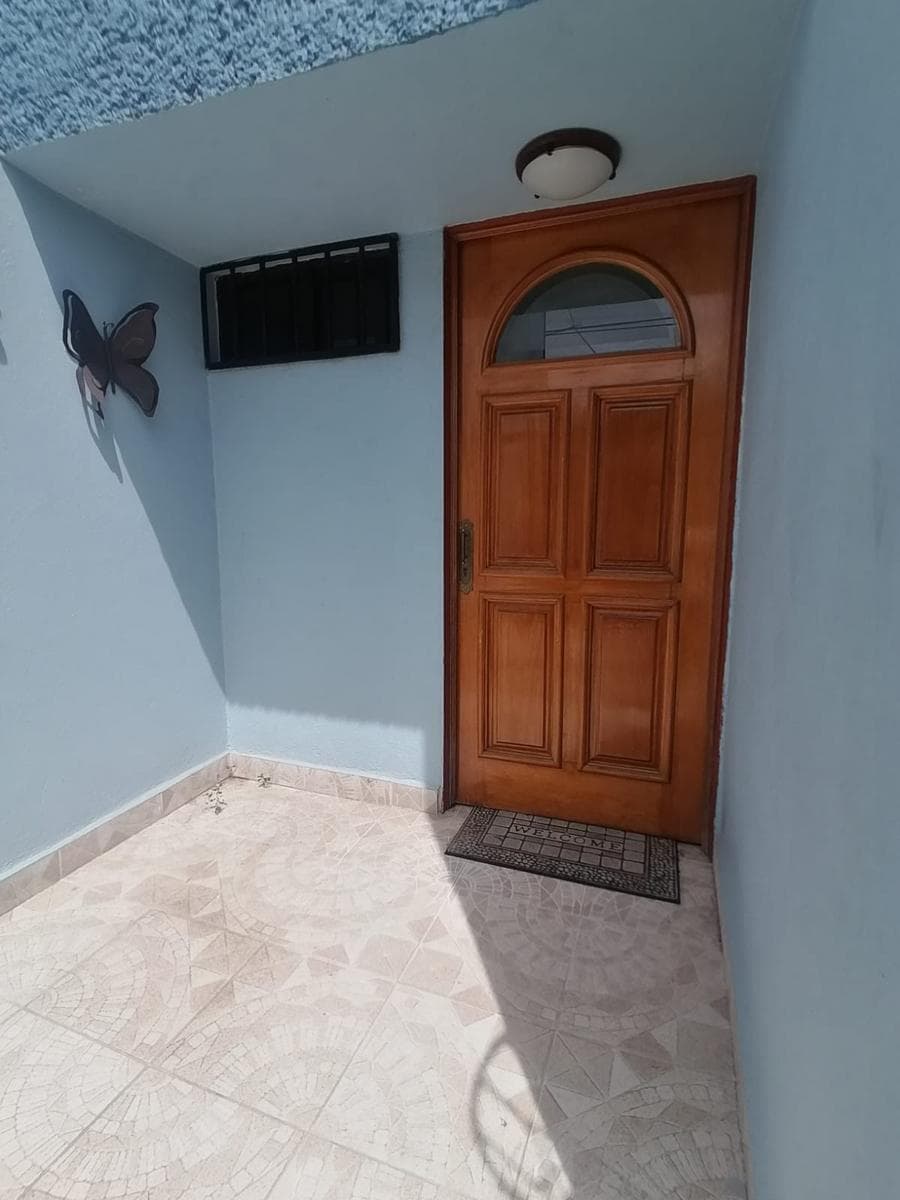 FOR SALE/RENT: HOUSE IN COLINA DE LAS TERMAS, BOULEVARES