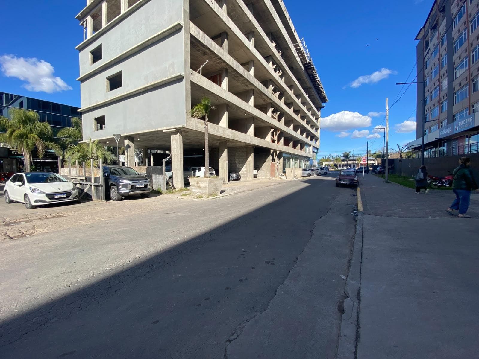 Office for Sale with Included Parking Space - Delta Center, Rincón de Milberg