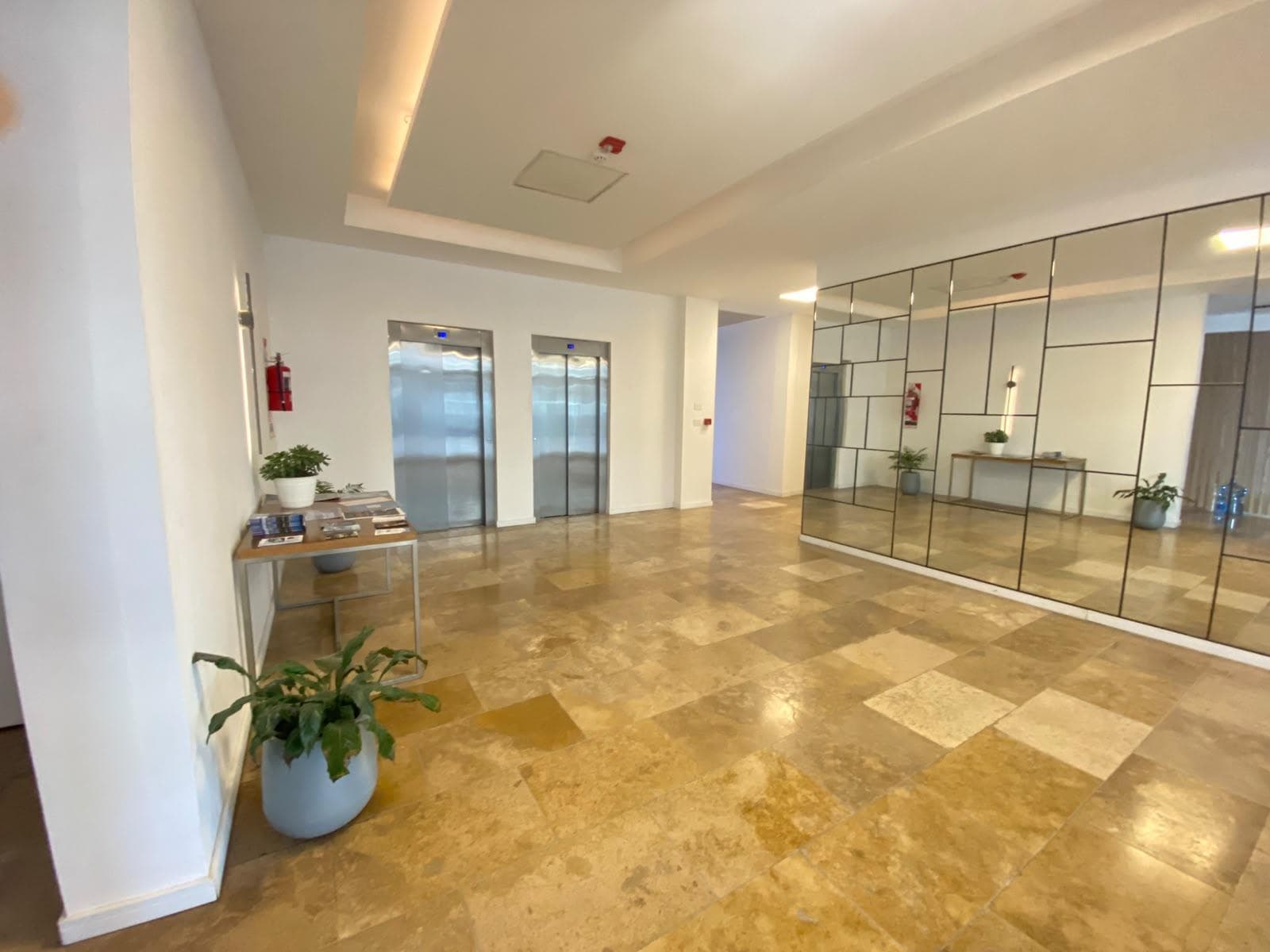 Office for Sale with Included Parking Space - Delta Center, Rincón de Milberg