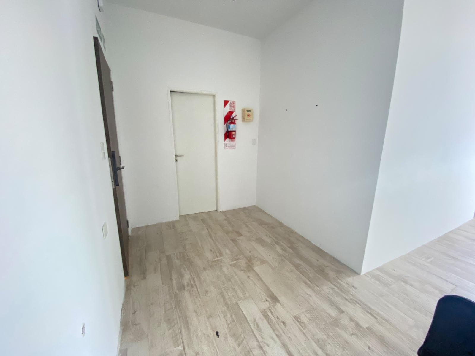Office for Sale with Included Parking Space - Delta Center, Rincón de Milberg
