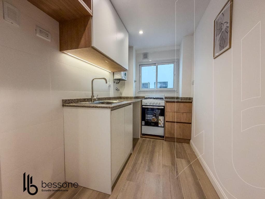 Refurbished and Furnished Apartment in Plaza Mitre