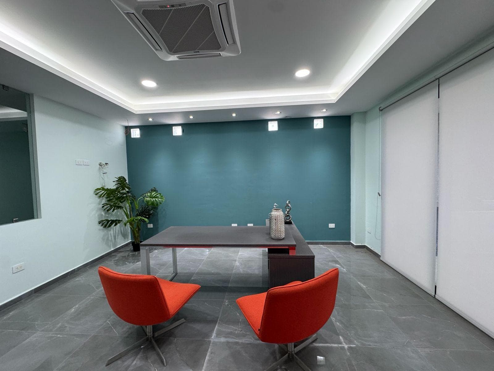 Office for Sale in Guadalupe