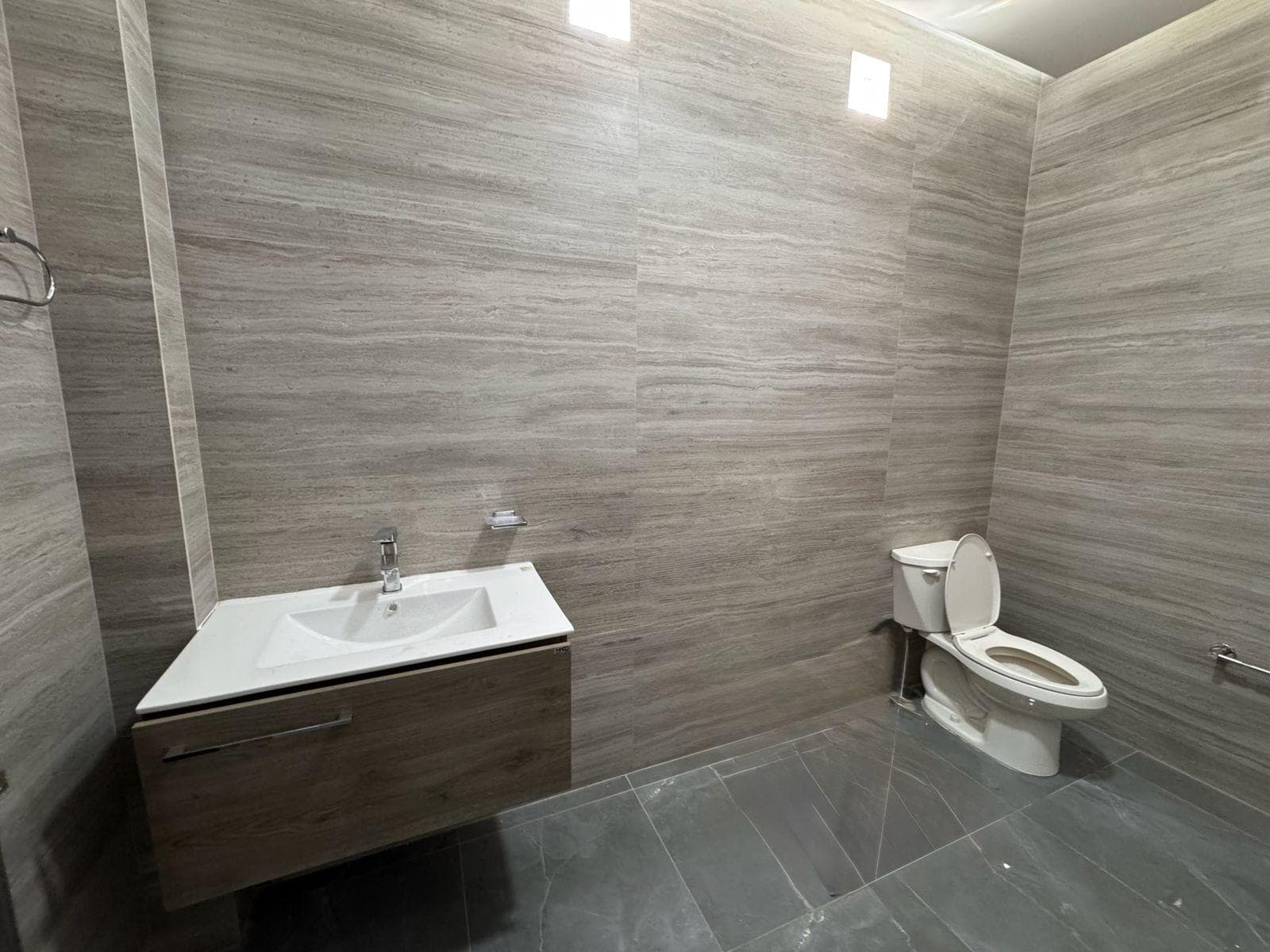 Office for Sale in Guadalupe