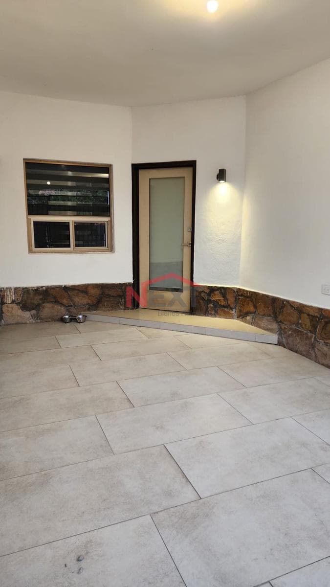 HOUSE FOR SALE IN COL. SAN BOSCO