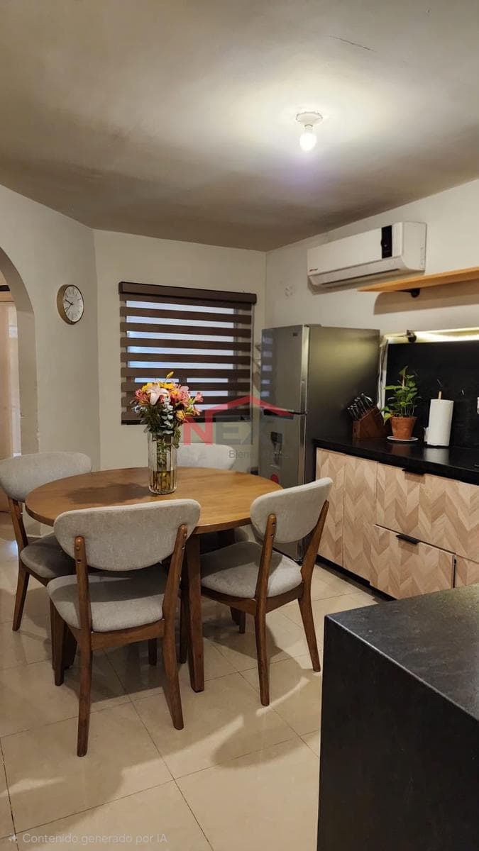 HOUSE FOR SALE IN COL. SAN BOSCO