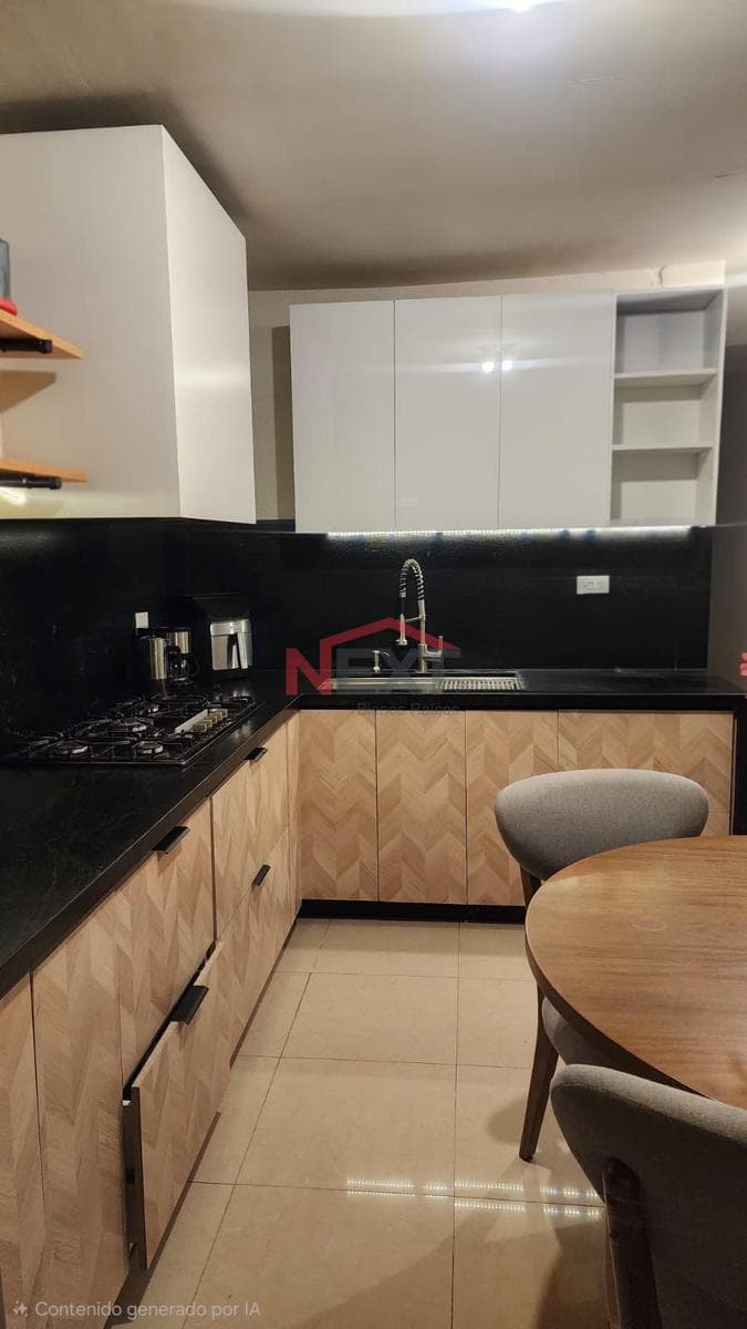 HOUSE FOR SALE IN COL. SAN BOSCO
