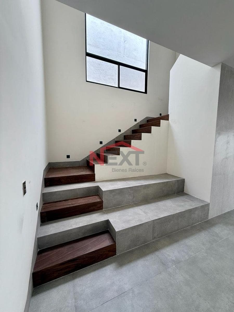 HOUSE FOR SALE IN SETERRA | INCLUDES CARPENTRY, TERRACE, AND FREE FURNISHINGS
