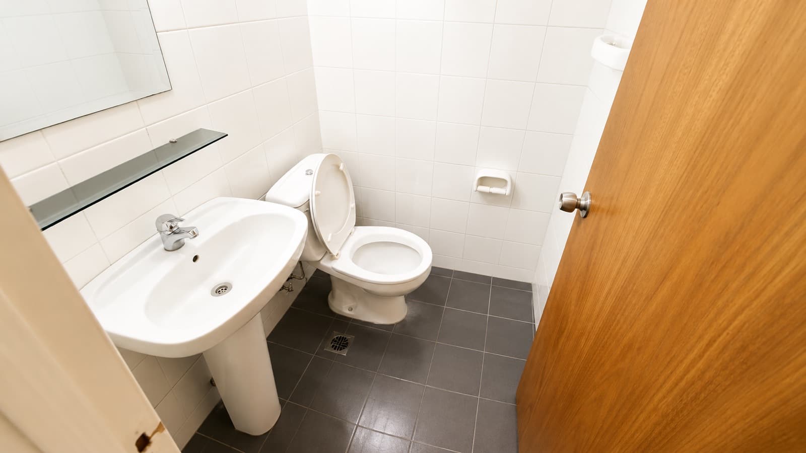 3-Room Apartment for Rent with Parking Space | Downtown Quilmes