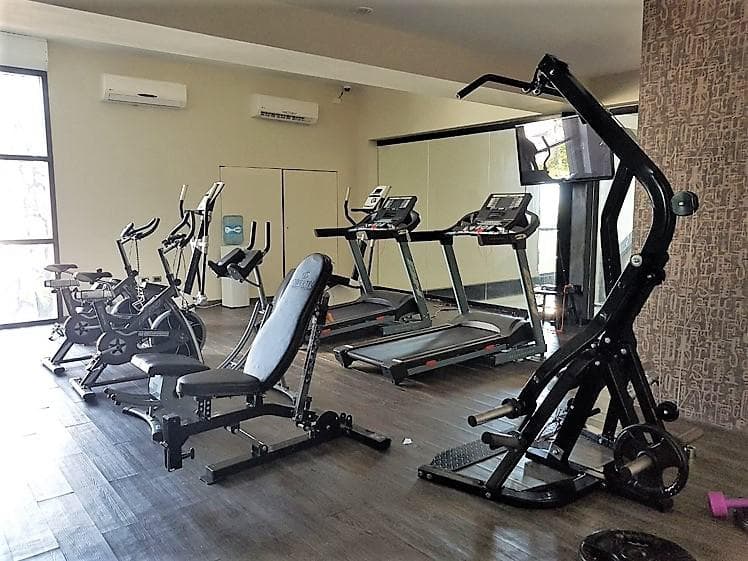 Furnished loft in Torre Onze with amenities. Sta. Gertrudis Copo