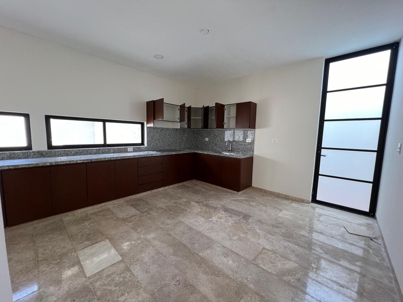 4-Bedroom House for Sale in Mérida—AVAILABLE IMMEDIATELY