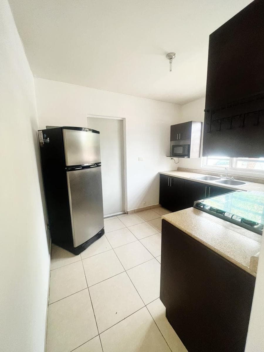 Single-story corner house for sale in Corceles Residencial