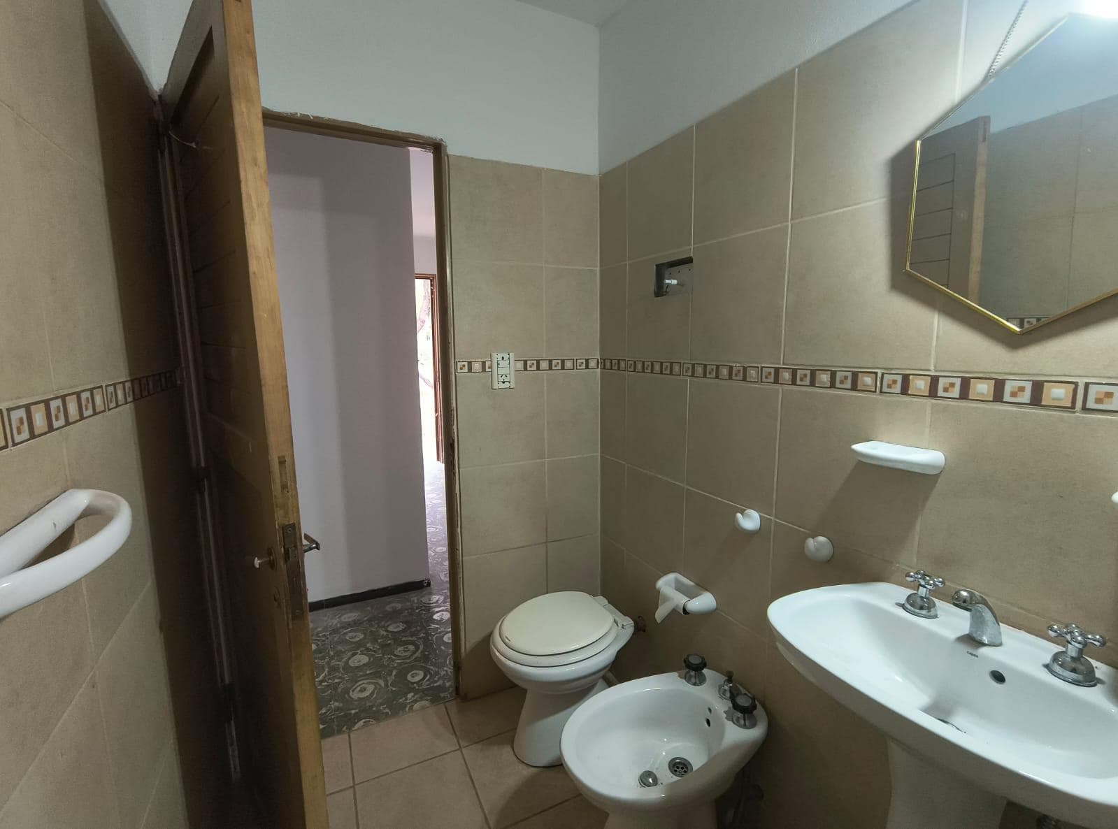 2-Bedroom House for Sale - QUALIFIES FOR A LOAN - Las Heras