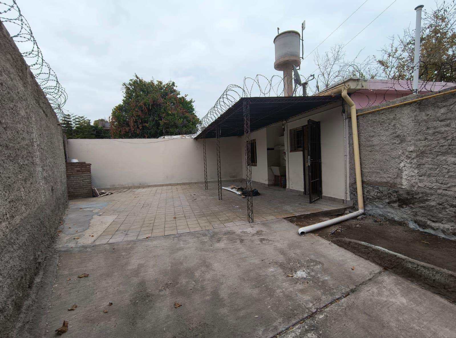2-Bedroom House for Sale - QUALIFIES FOR A LOAN - Las Heras
