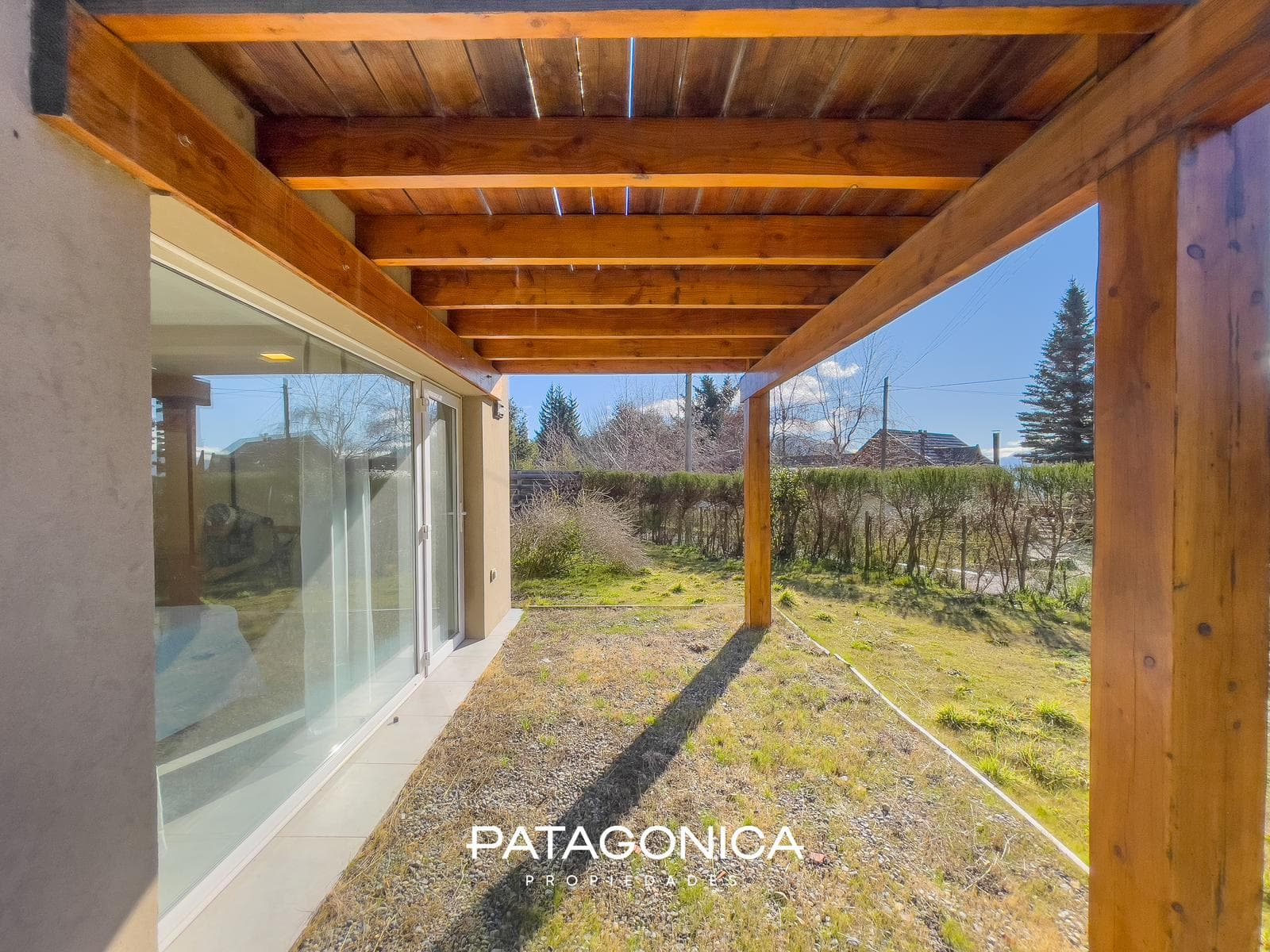 FOR SALE: 126 m² HOUSE, FULLY FURNISHED, WITH VIEWS OF THE HILLS AND A PARTIAL VIEW OF LAGO CORRENTOSO, VILLA LA ANGOSTURA