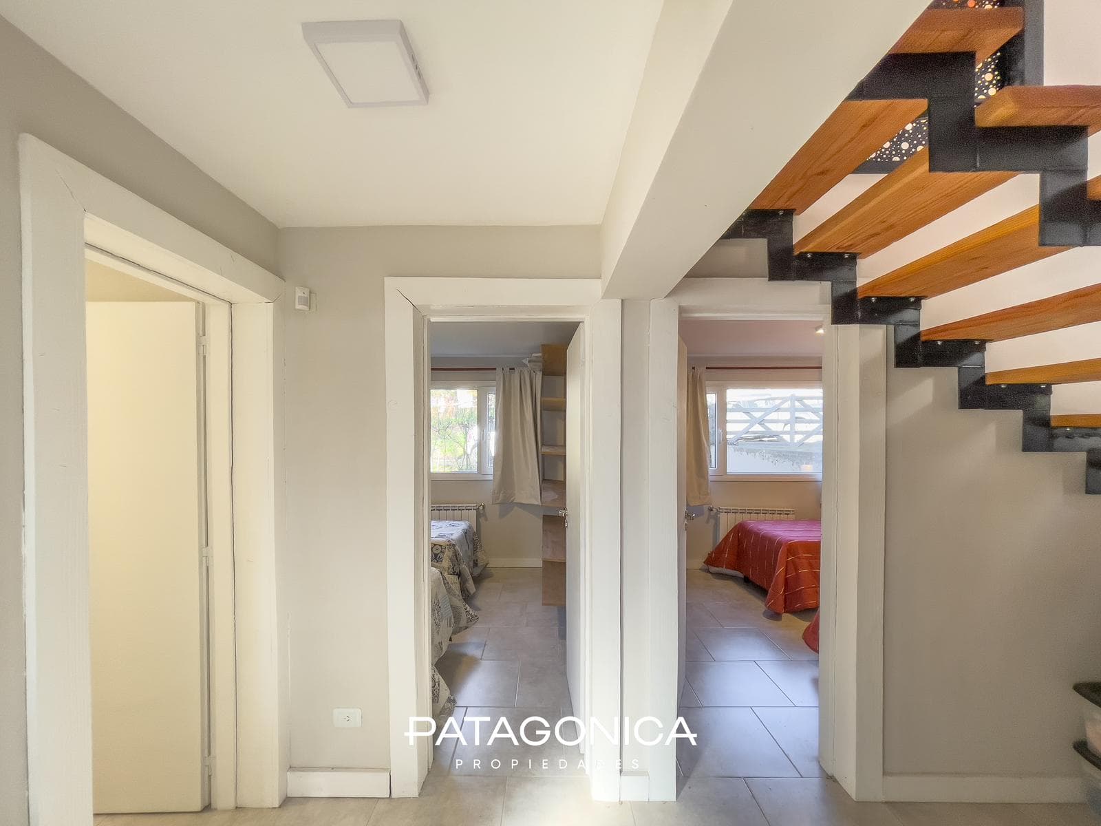 FOR SALE: 126 m² HOUSE, FULLY FURNISHED, WITH VIEWS OF THE HILLS AND A PARTIAL VIEW OF LAGO CORRENTOSO, VILLA LA ANGOSTURA