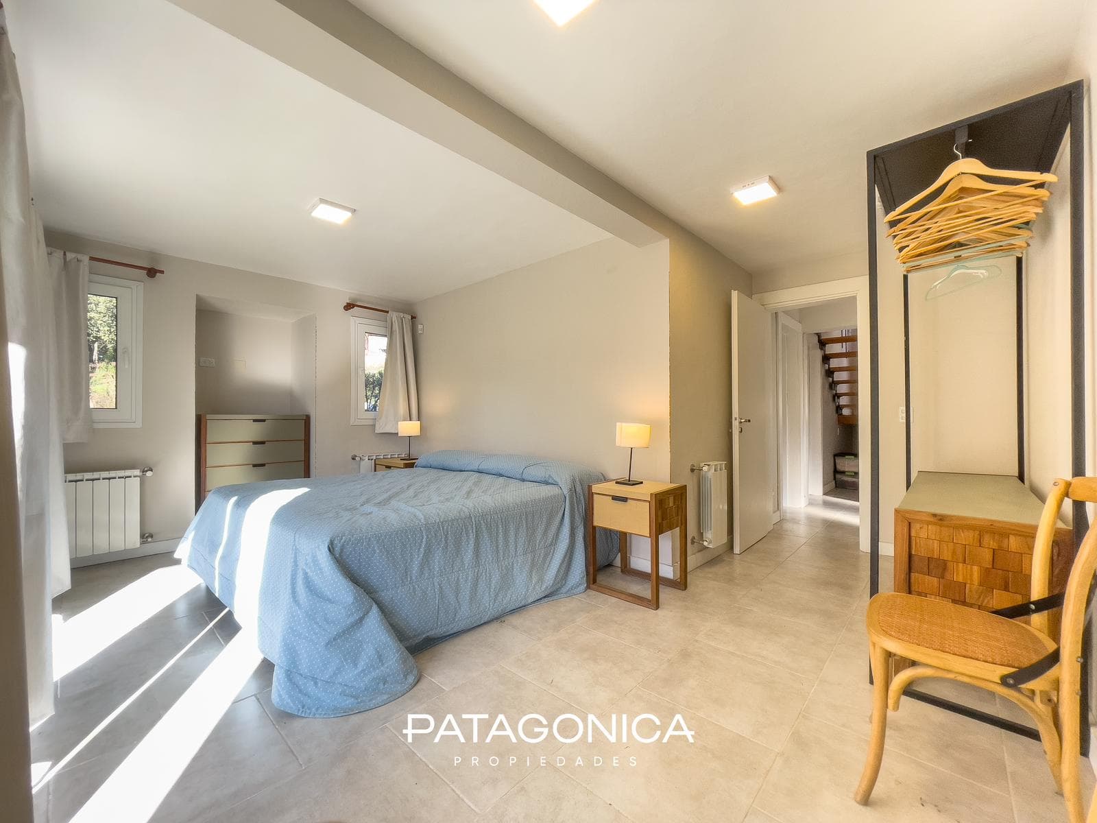 FOR SALE: 126 m² HOUSE, FULLY FURNISHED, WITH VIEWS OF THE HILLS AND A PARTIAL VIEW OF LAGO CORRENTOSO, VILLA LA ANGOSTURA