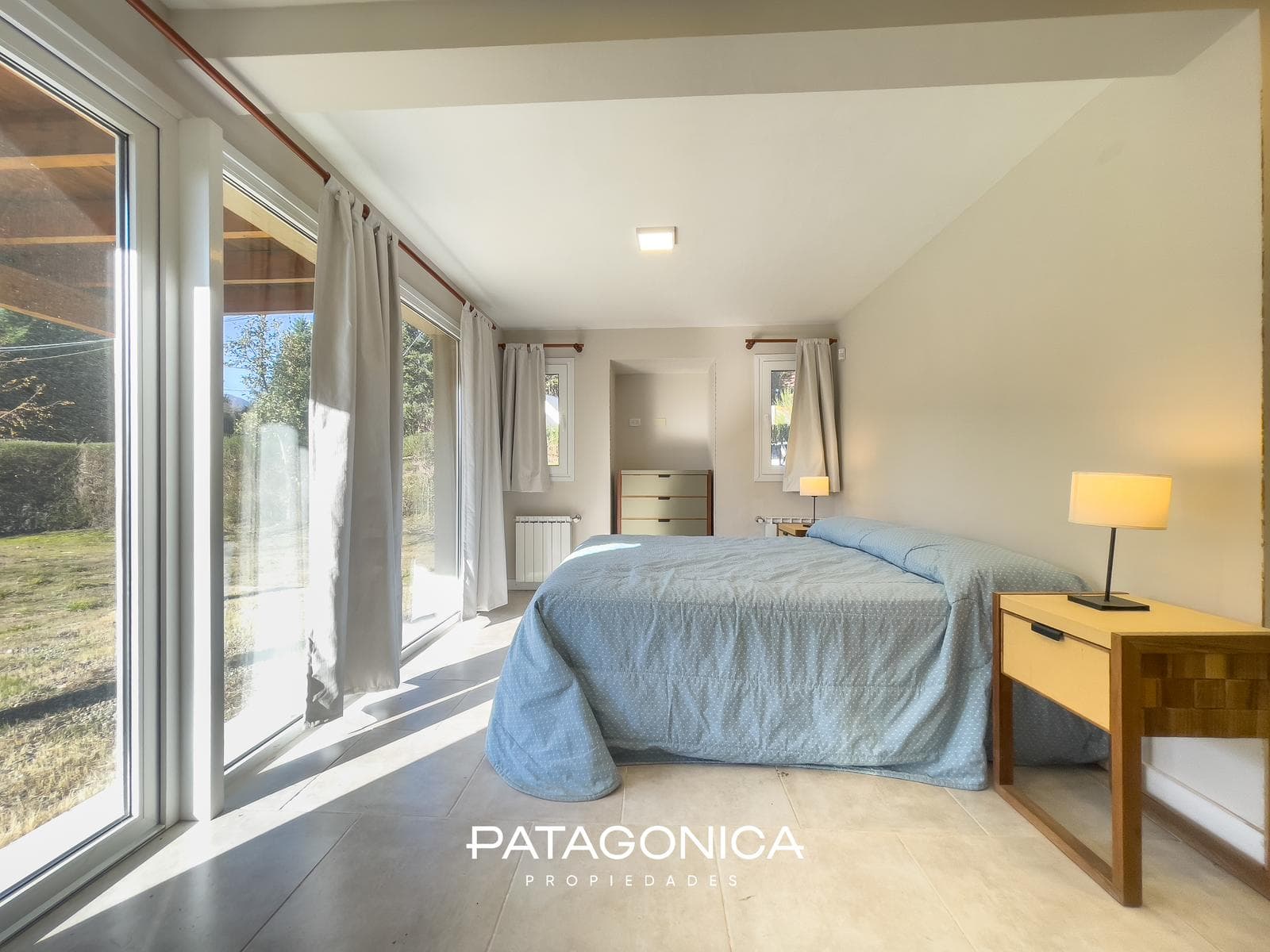 FOR SALE: 126 m² HOUSE, FULLY FURNISHED, WITH VIEWS OF THE HILLS AND A PARTIAL VIEW OF LAGO CORRENTOSO, VILLA LA ANGOSTURA