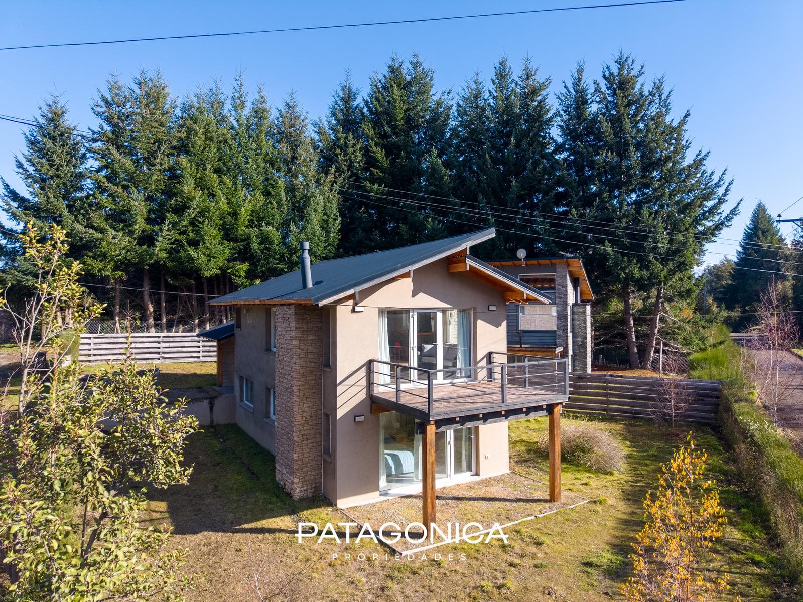 FOR SALE: 126 m² HOUSE, FULLY FURNISHED, WITH VIEWS OF THE HILLS AND A PARTIAL VIEW OF LAGO CORRENTOSO, VILLA LA ANGOSTURA