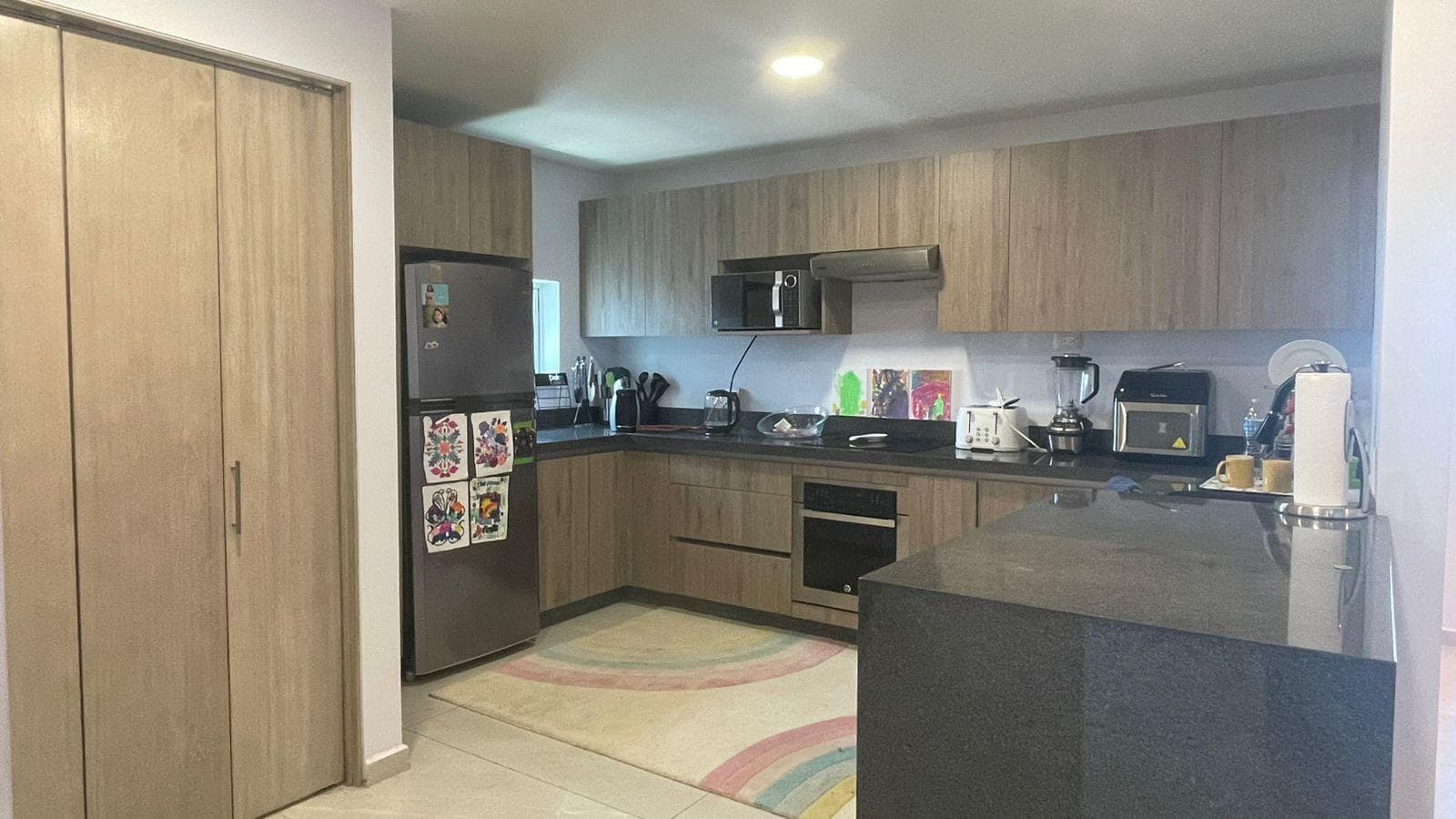 APARTMENT FOR RENT IN TORRE TOP