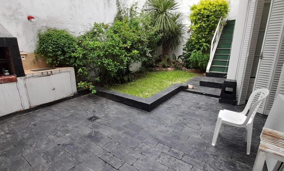 4-bedroom apartment with a garden and terrace + office