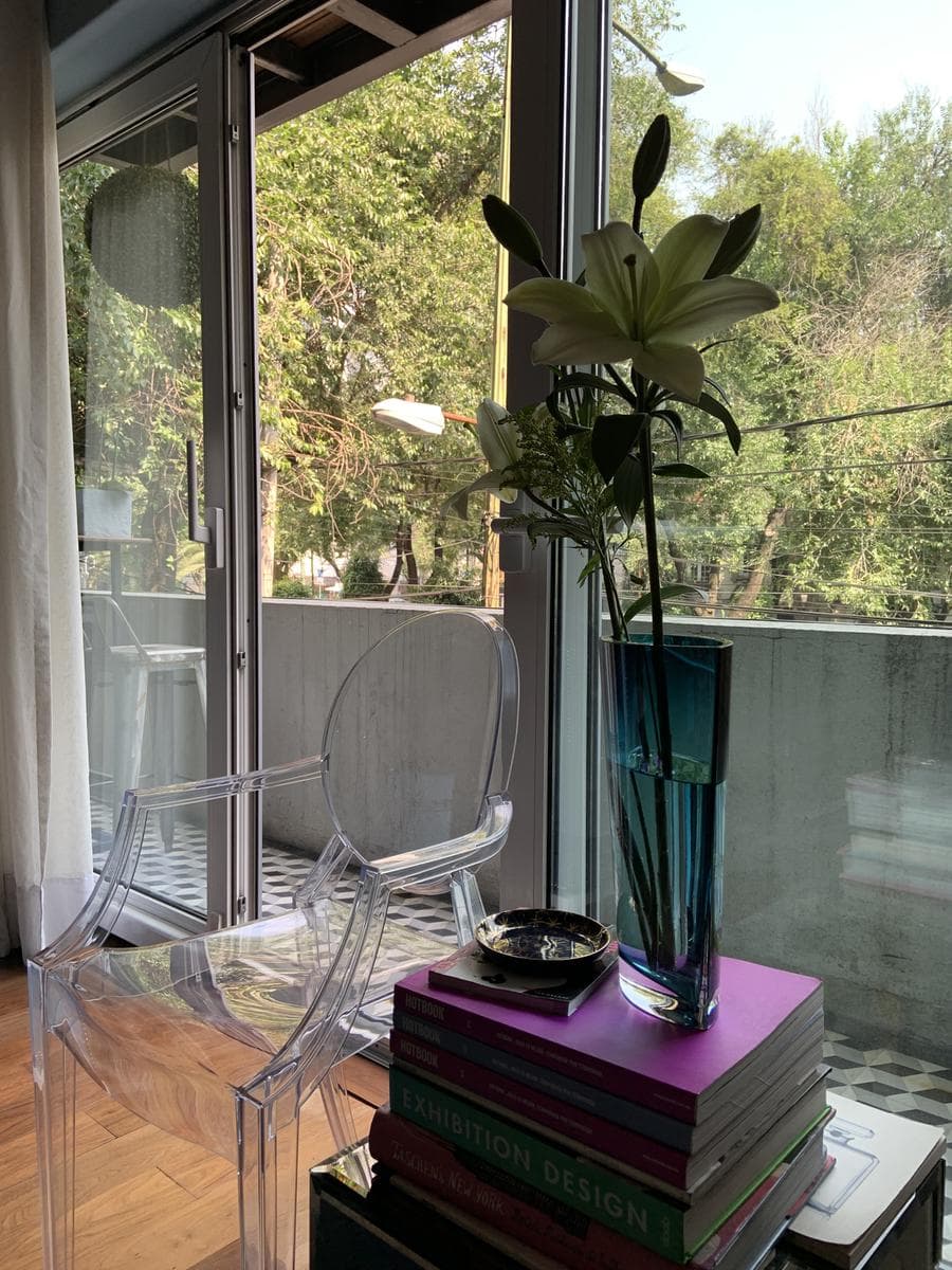 Excellent location, across from the cultural corridor, with security, electricity, and luxury finishes