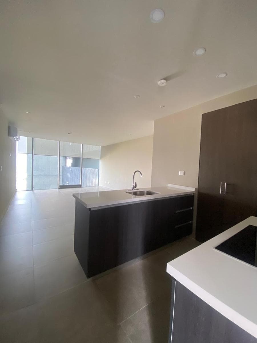 APARTMENT FOR RENT ON VIA CORDILLERA, VALLE PONIENTE, JARDÍN SECRETO