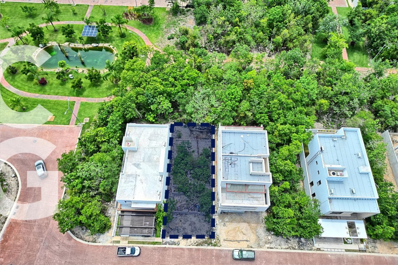 Land for Sale in Cancún in the Vía Cumbres Residential Complex, 250 m²