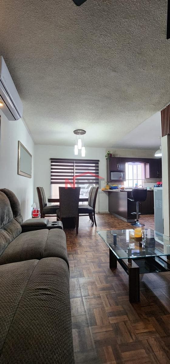 4-BEDROOM HOUSE IN THE SOUTH ON PRIVADA LOMAS DEL SUR