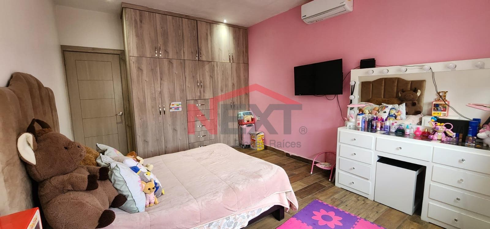 4-BEDROOM HOUSE IN THE SOUTH ON PRIVADA LOMAS DEL SUR