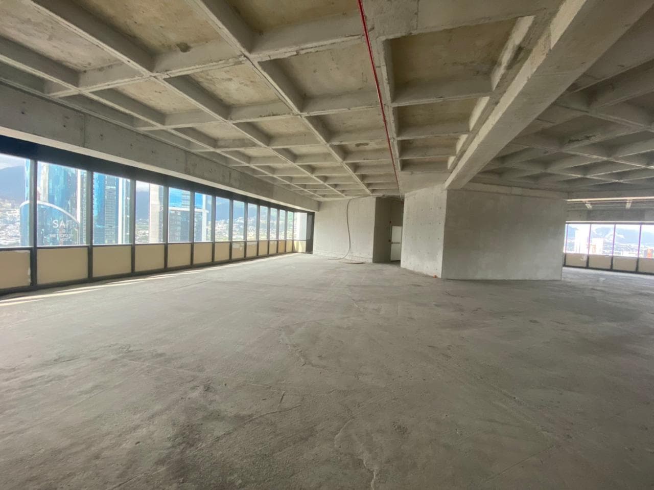 OFFICE FOR SALE/RENT