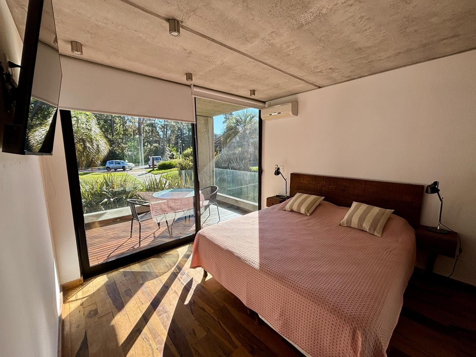 Annual Rental: 2-Bedroom Apartment at Be House Punta del Este