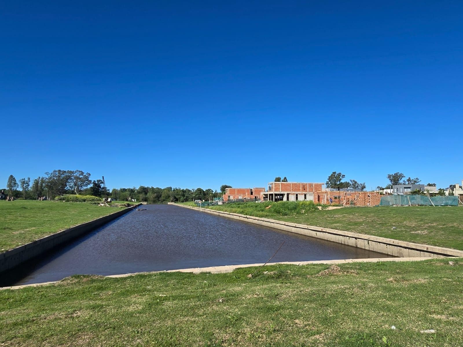 Land - Canal Nautical Neighborhood
