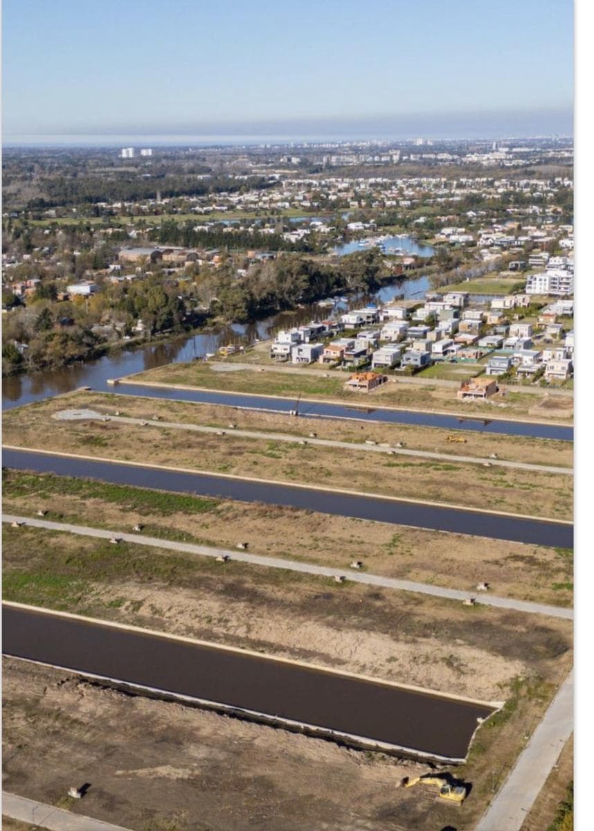 Land - Canal Nautical Neighborhood