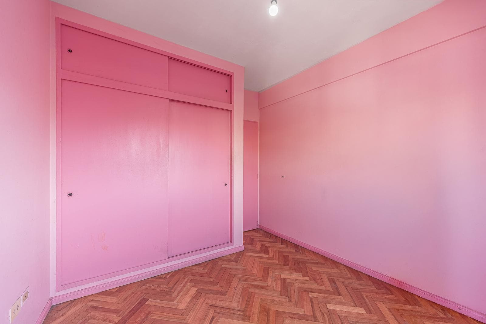 4-room apartment for sale in Almagro with a garage