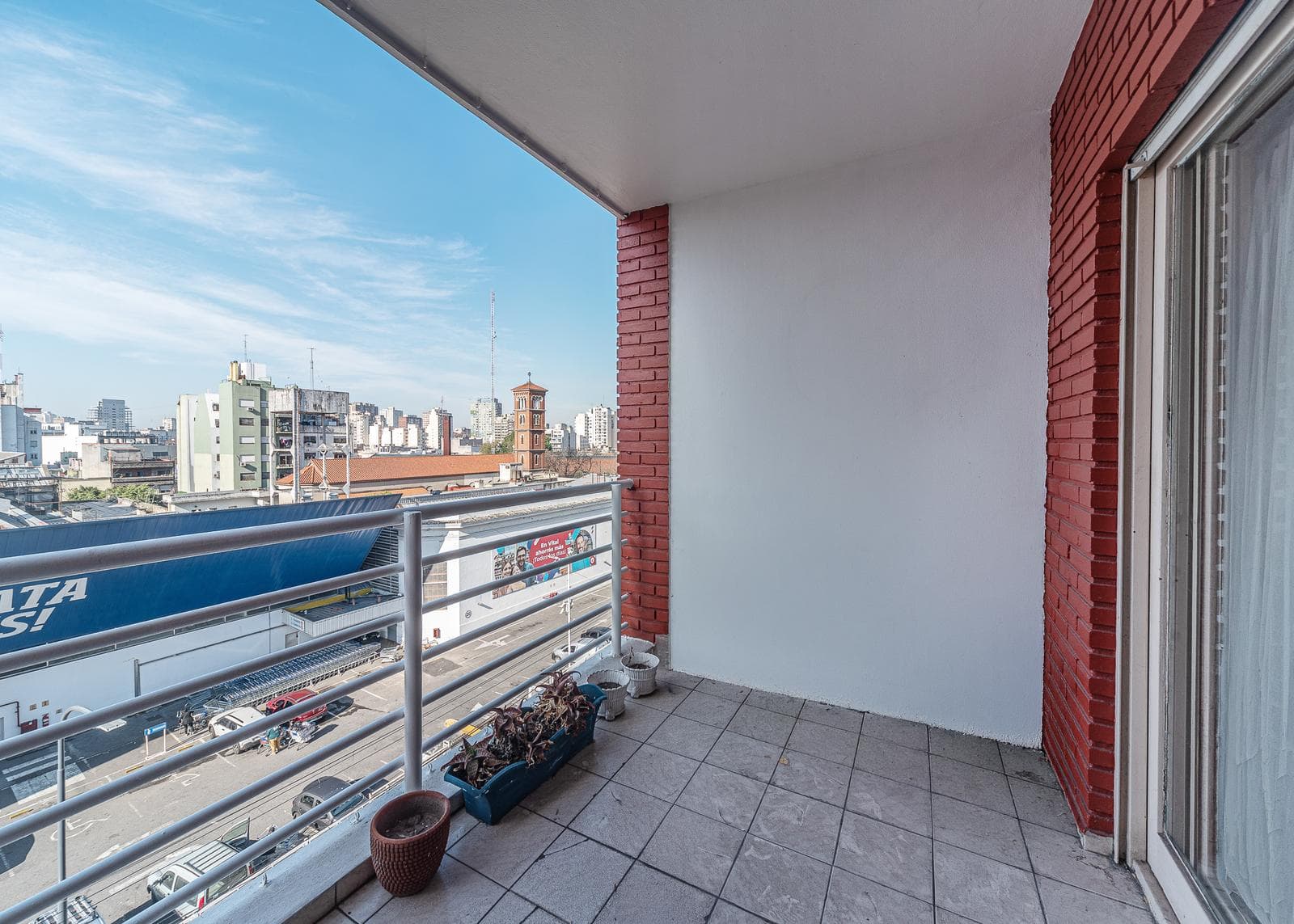 4-room apartment for sale in Almagro with a garage