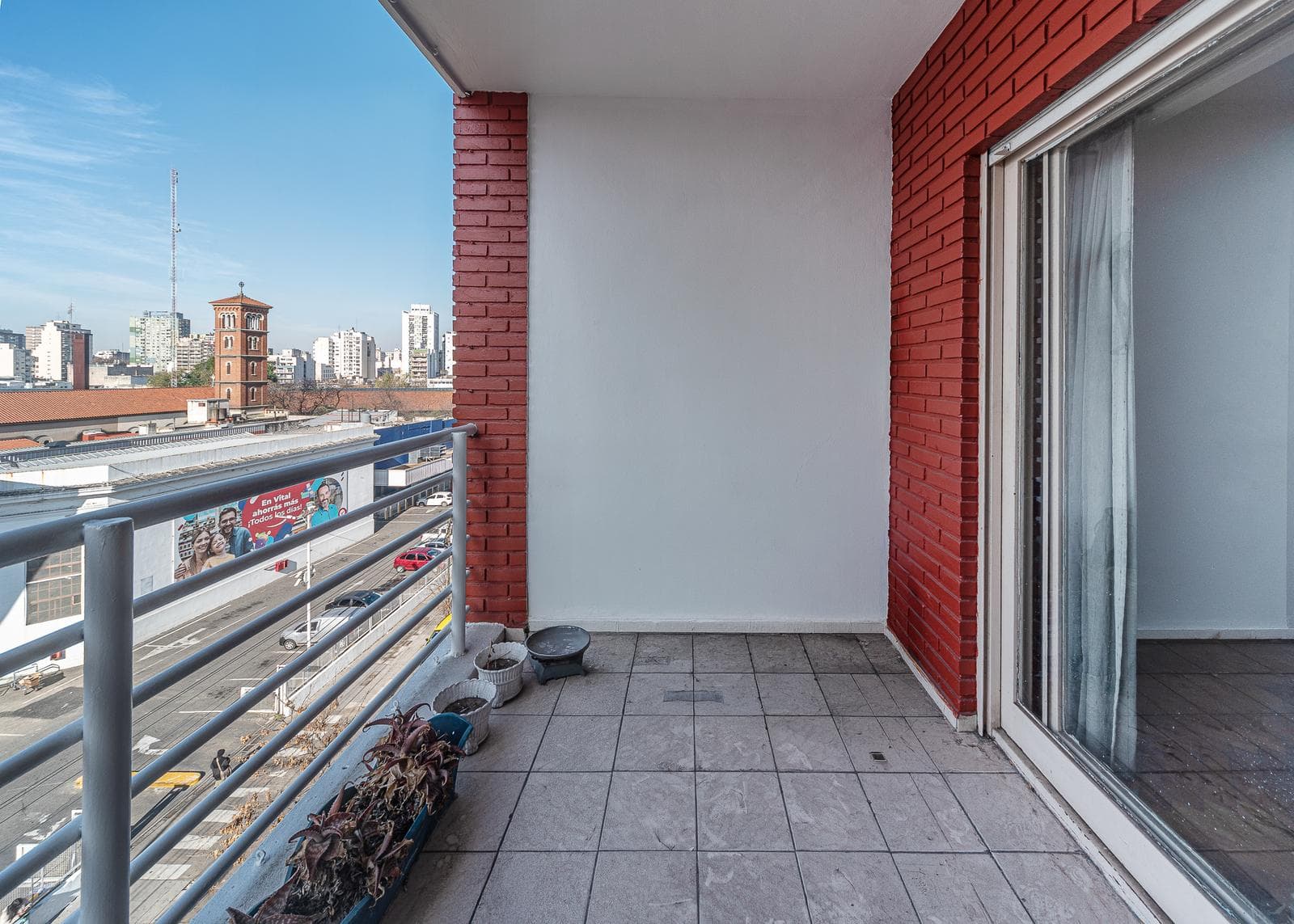 4-room apartment for sale in Almagro with a garage