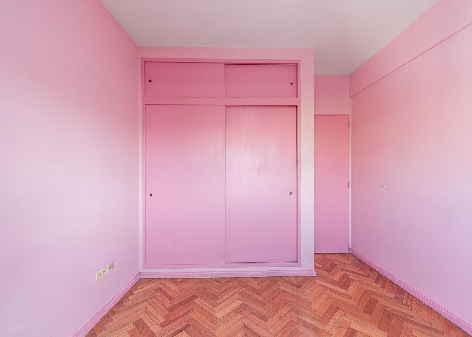 4-room apartment for sale in Almagro with a garage
