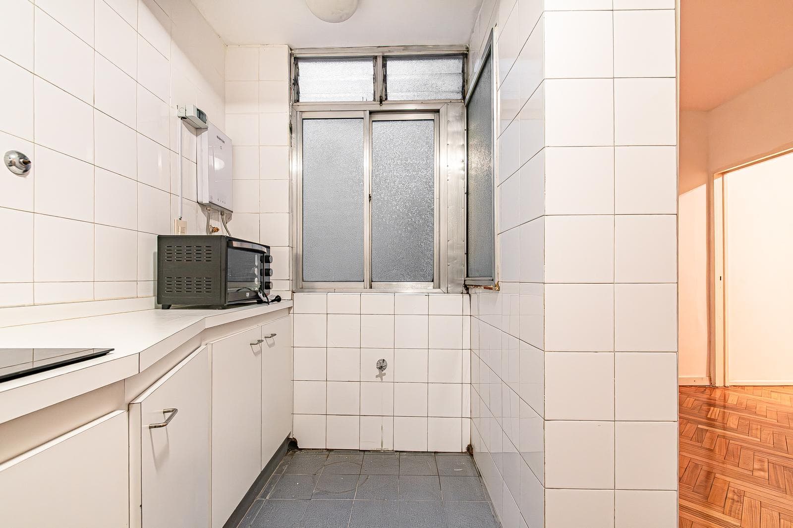 Departamento 2 amb y medio apto profesional.