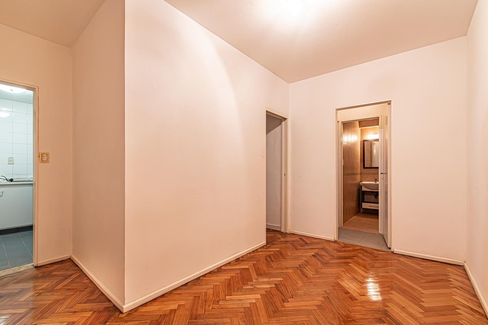 Departamento 2 amb y medio apto profesional.