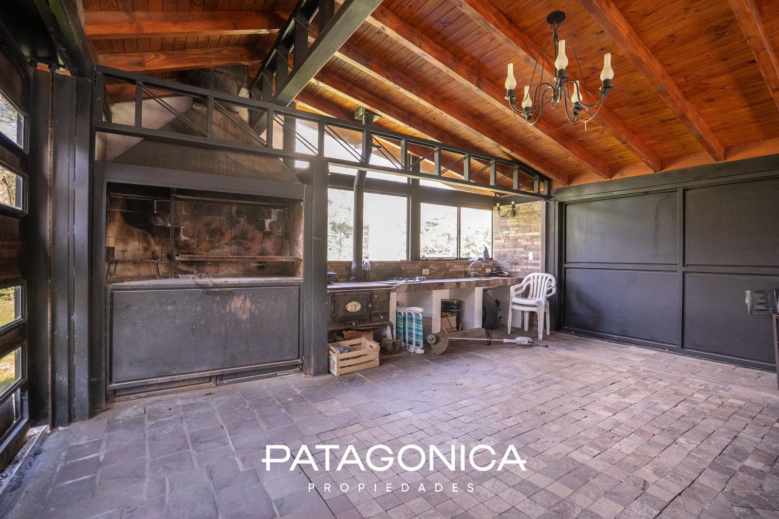 237 m² house with a view of the mountains - El Once neighborhood.