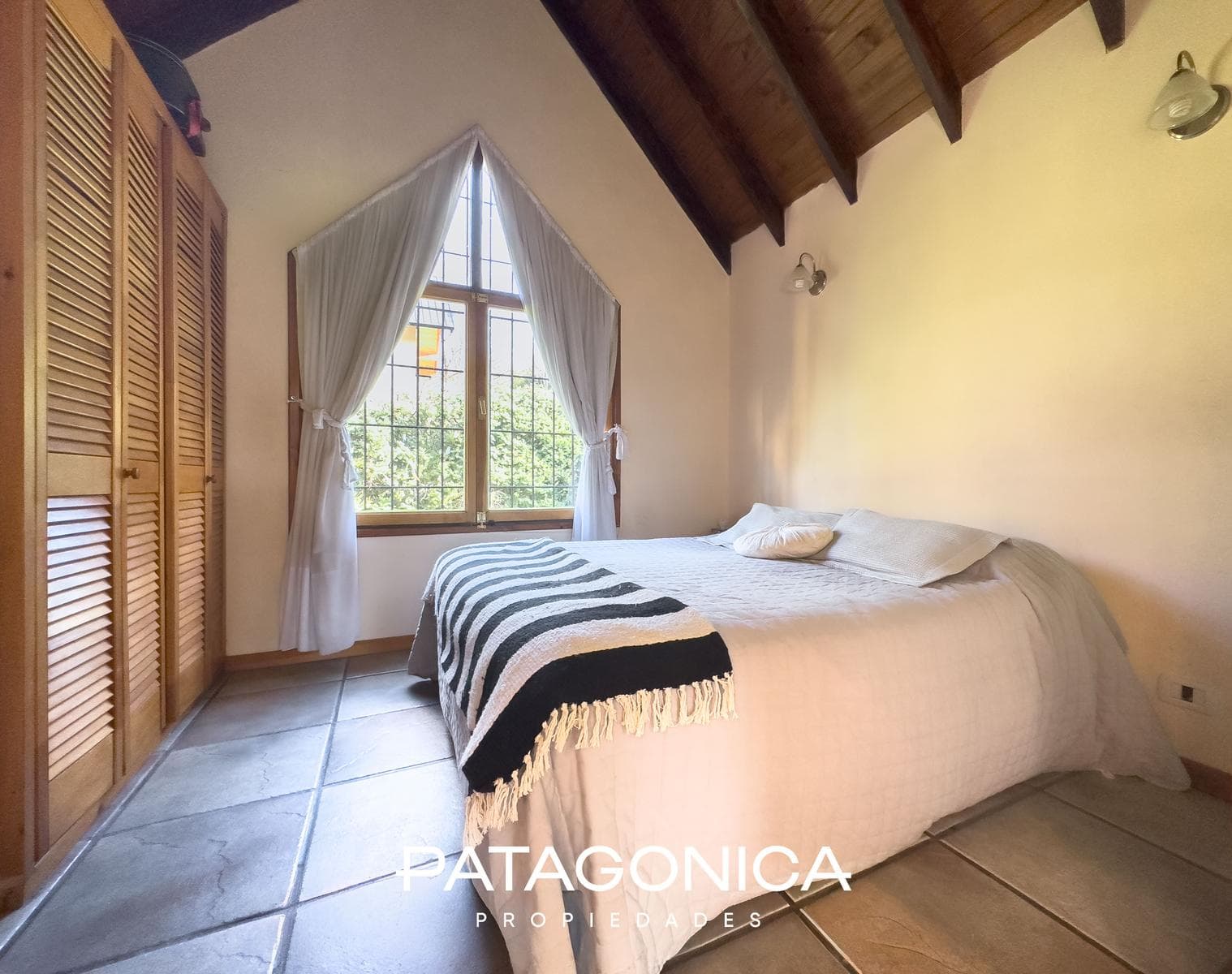 237 m² house with a view of the mountains - El Once neighborhood.
