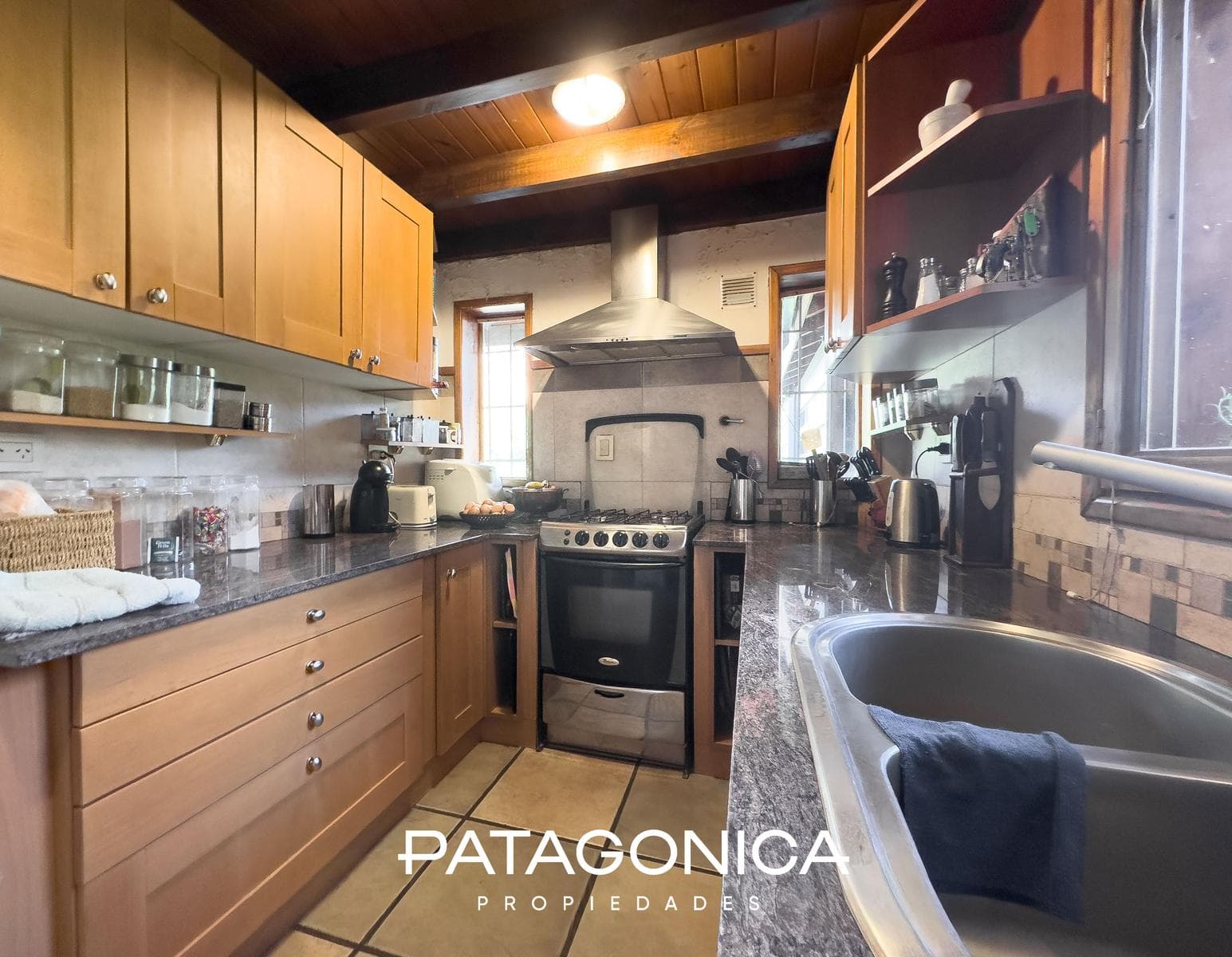 237 m² house with a view of the mountains - El Once neighborhood.