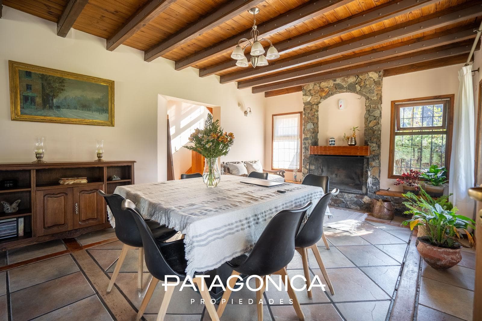 237 m² house with a view of the mountains - El Once neighborhood.
