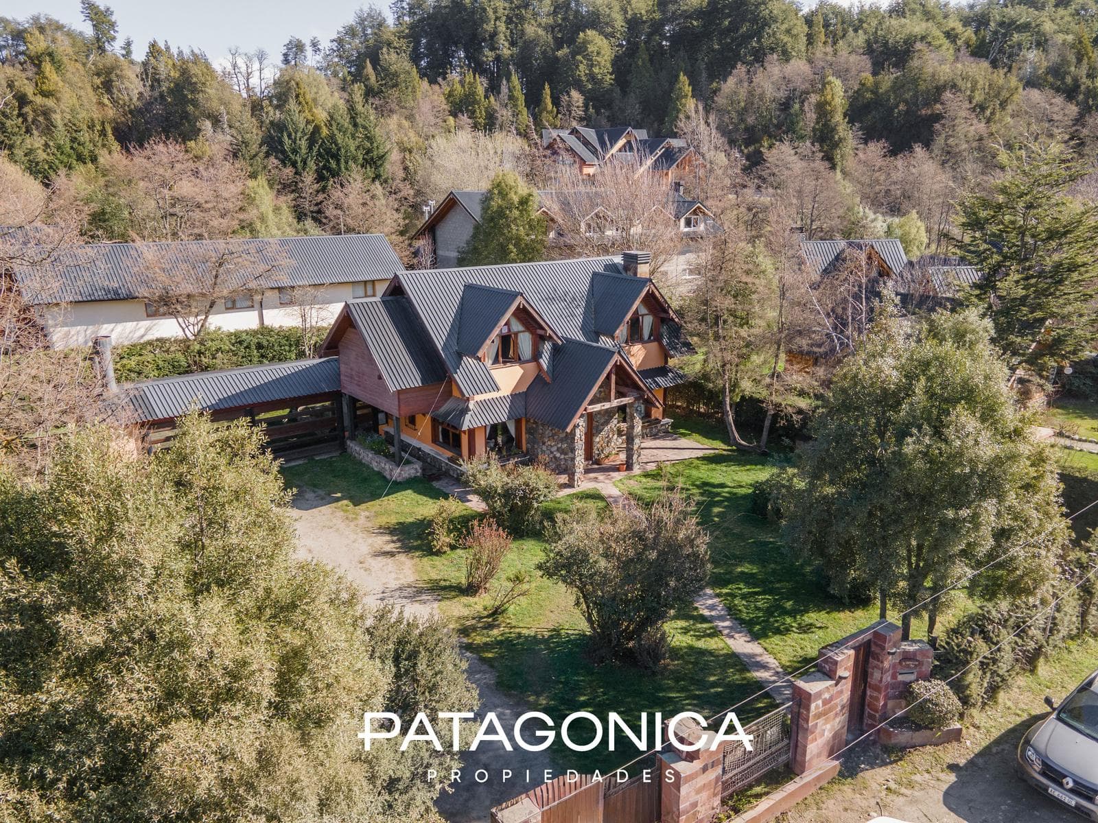237 m² house with a view of the mountains - El Once neighborhood.