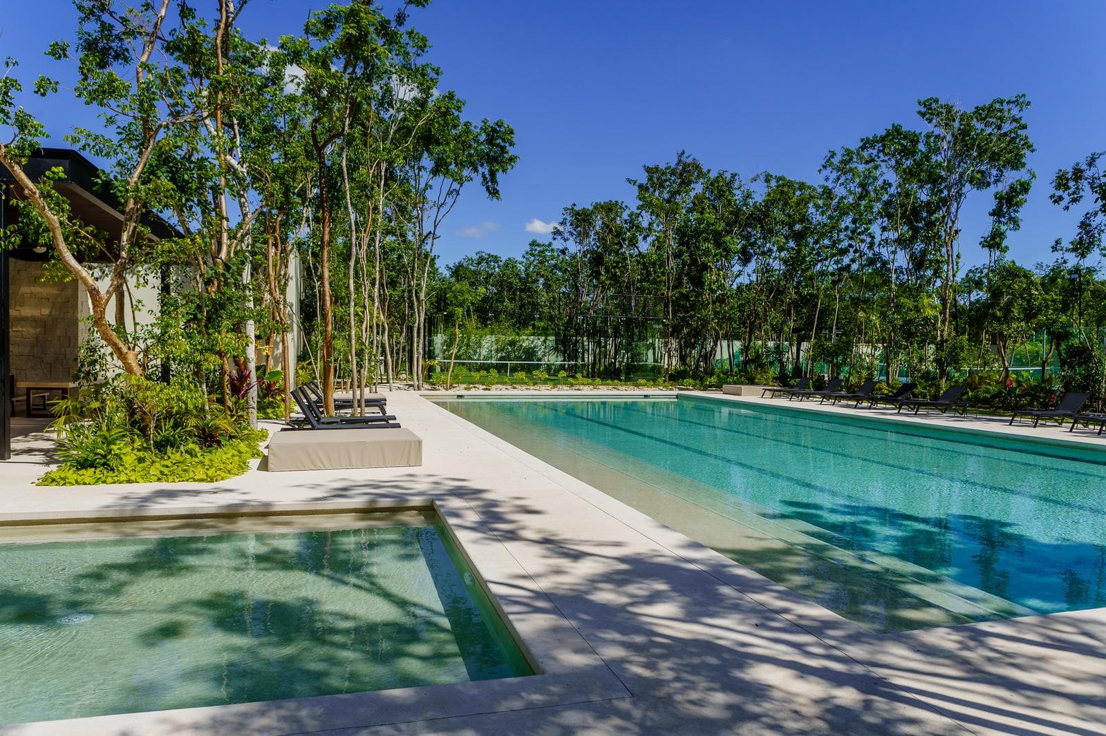 For Sale: Corner Lot in an Exclusive Residential Community with Luxury Amenities in Playa del Carmen