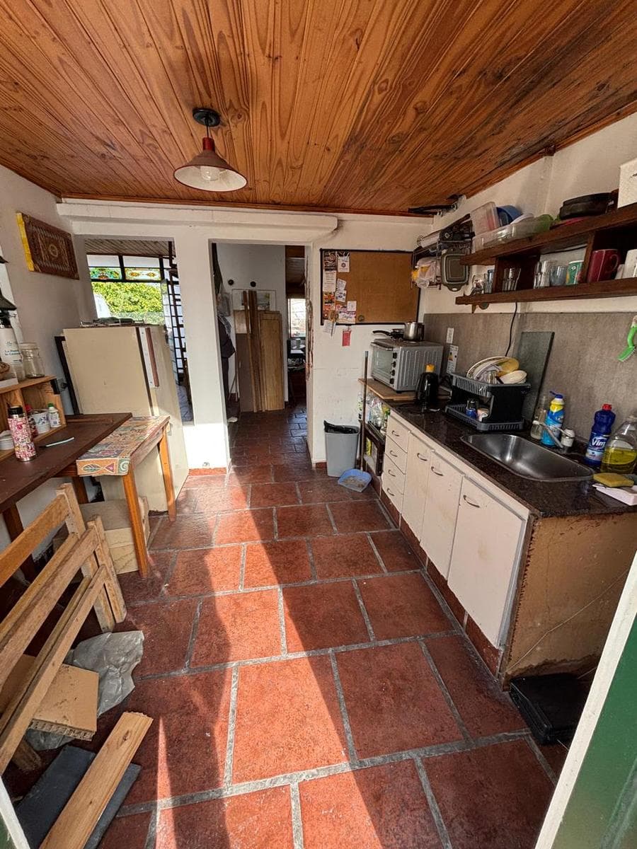 4-room house + apartment/workshop/etc. on the upper floor