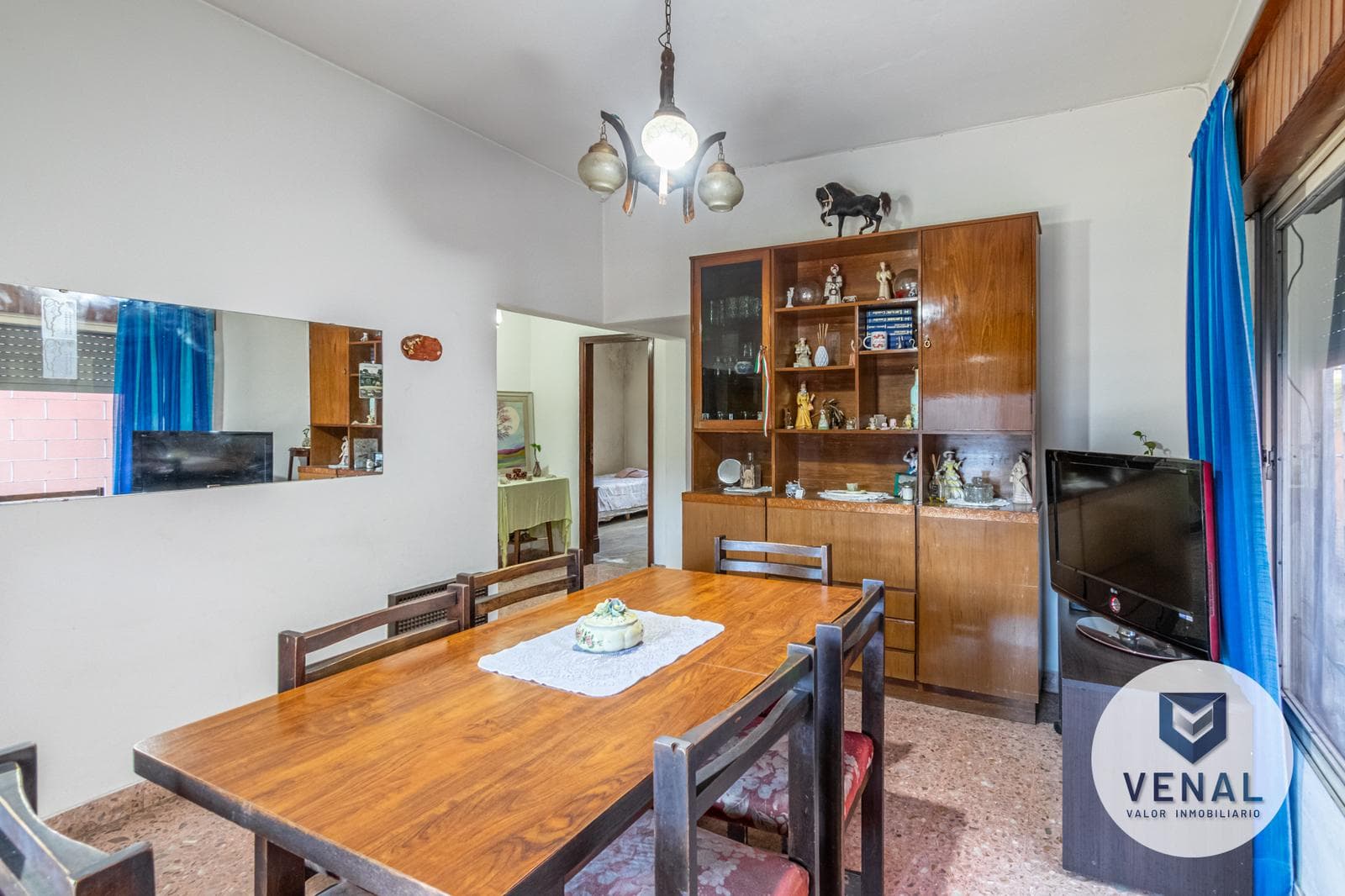 For Sale: 4-room house, 3 bedrooms, patio, terrace, double garage, José León Suárez