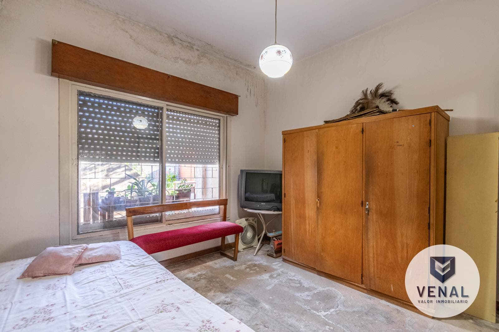 For Sale: 4-room house, 3 bedrooms, patio, terrace, double garage, José León Suárez